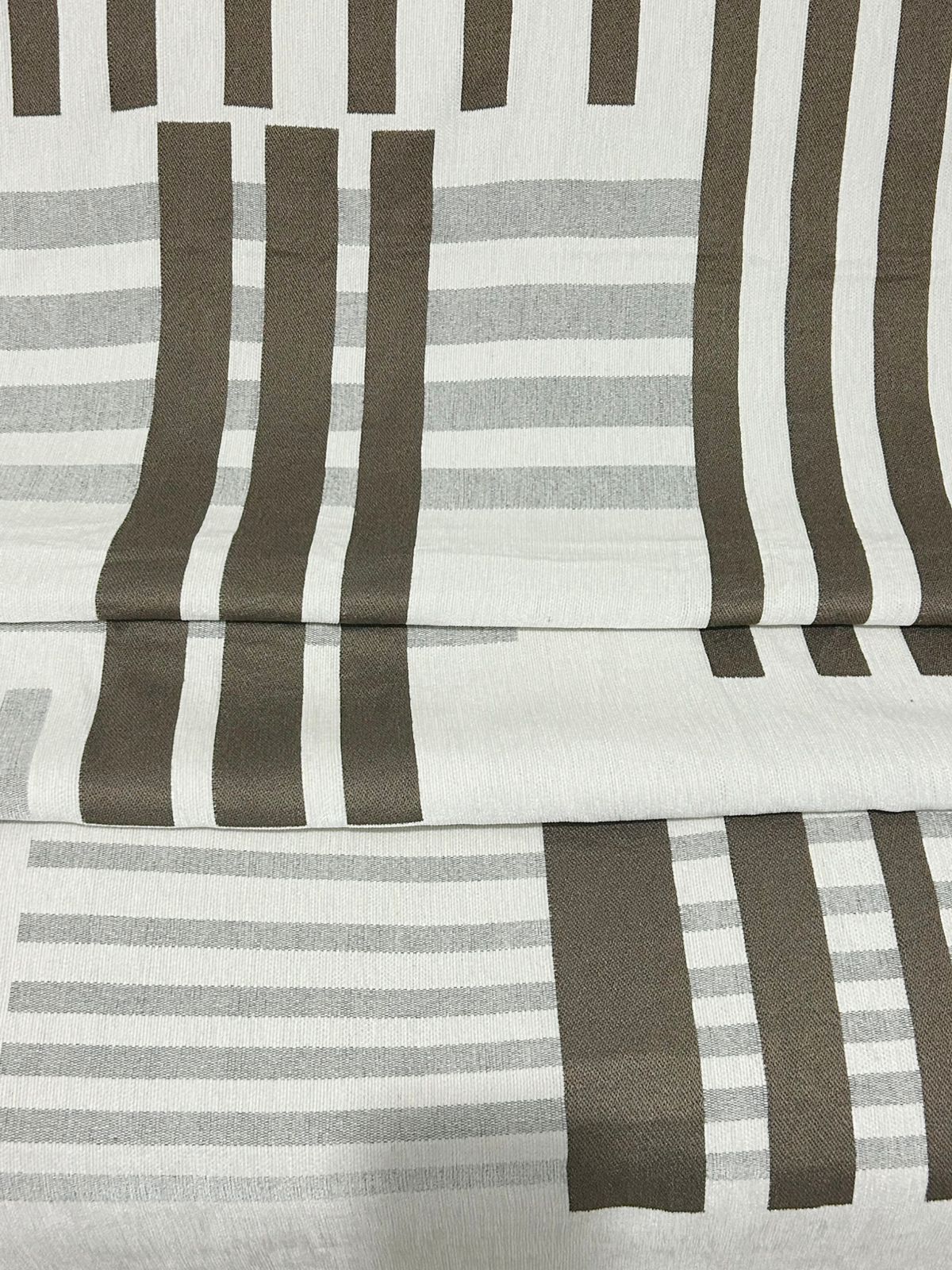 Manta Decorativa o Pie de Cama Li Mocca