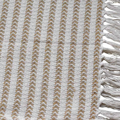 Manta Decorativa o Pie de Cama Frazada Masai Taupe