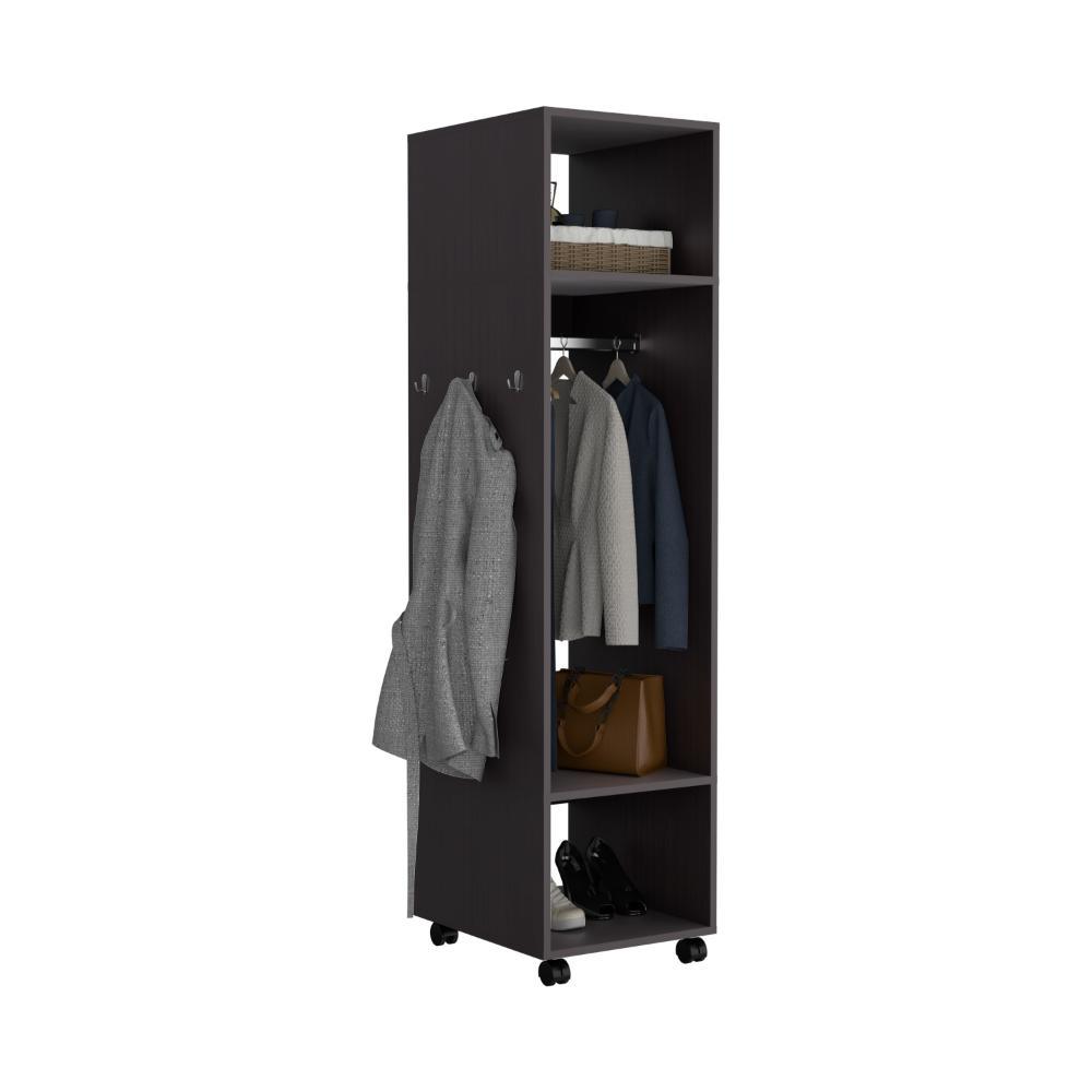 Closet Custer Wengue