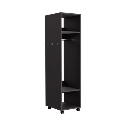 Closet Custer Wengue