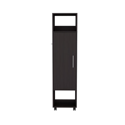 Closet Custer Wengue