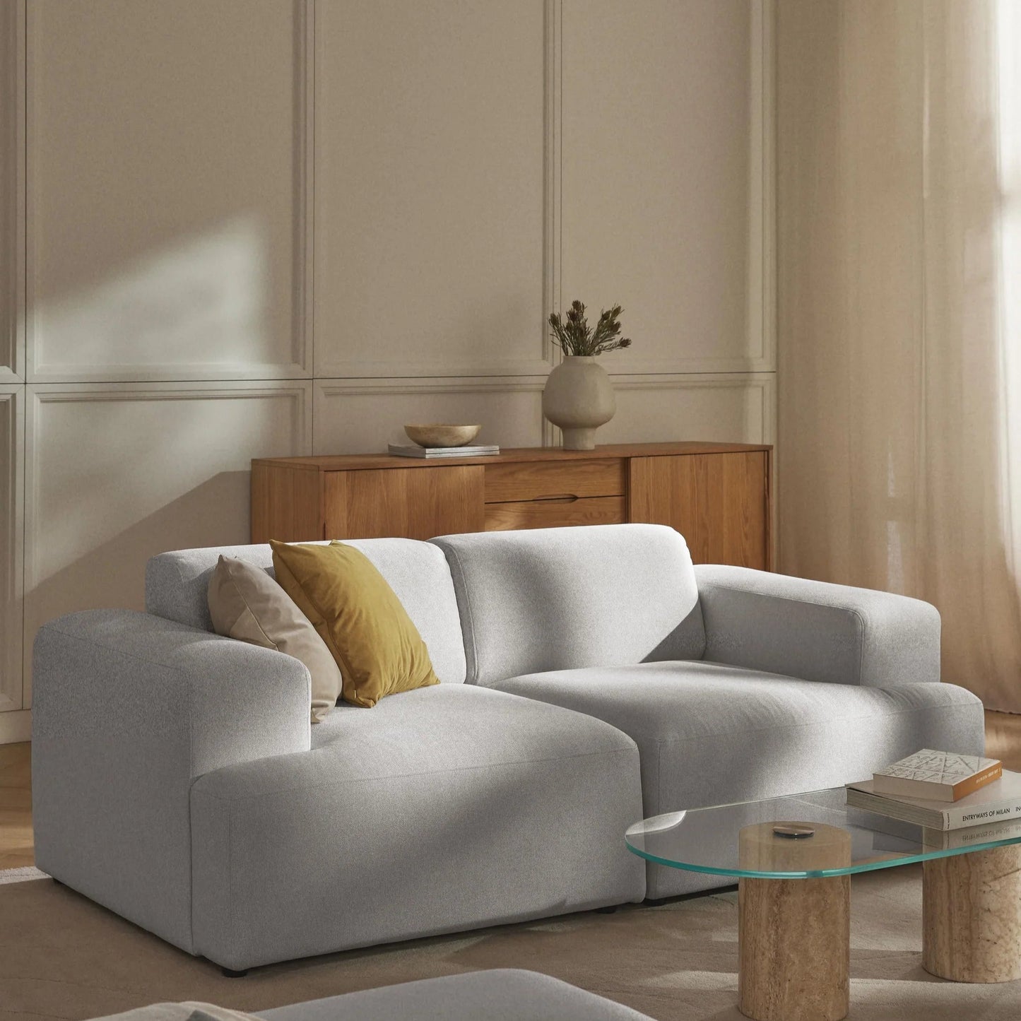 Sofa Louvre Gris Plata 2 Puestos con Diseño Contemporáneo y Minimalista