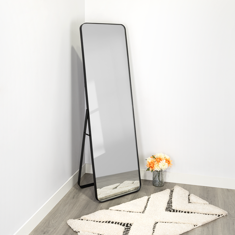 Espejo de Pie Letty con marco metálico