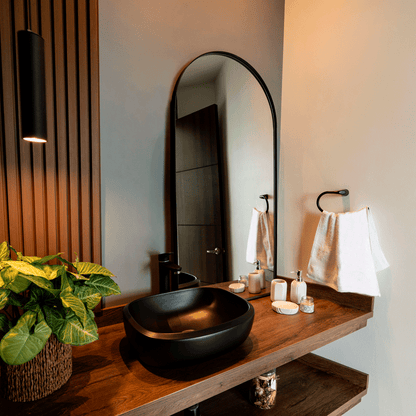 Espejo Rectangular Goliat con Marco En Estructura Metálica