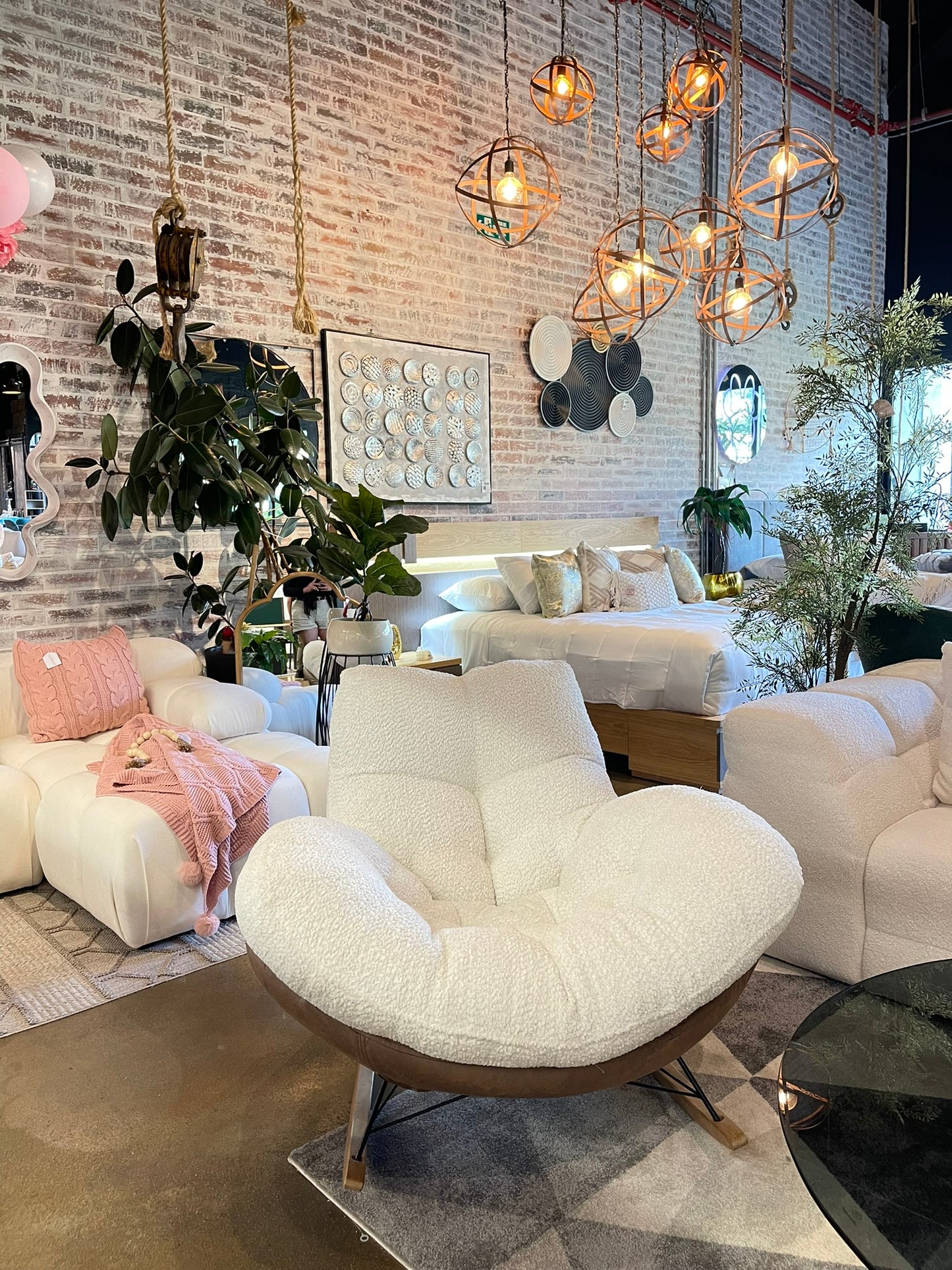 Mecedora Nube en Tela Ovejera  Diseño Cómodo y Moderno