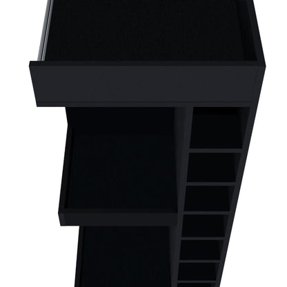 Bar Bajo Esquinero Lyman Wengue