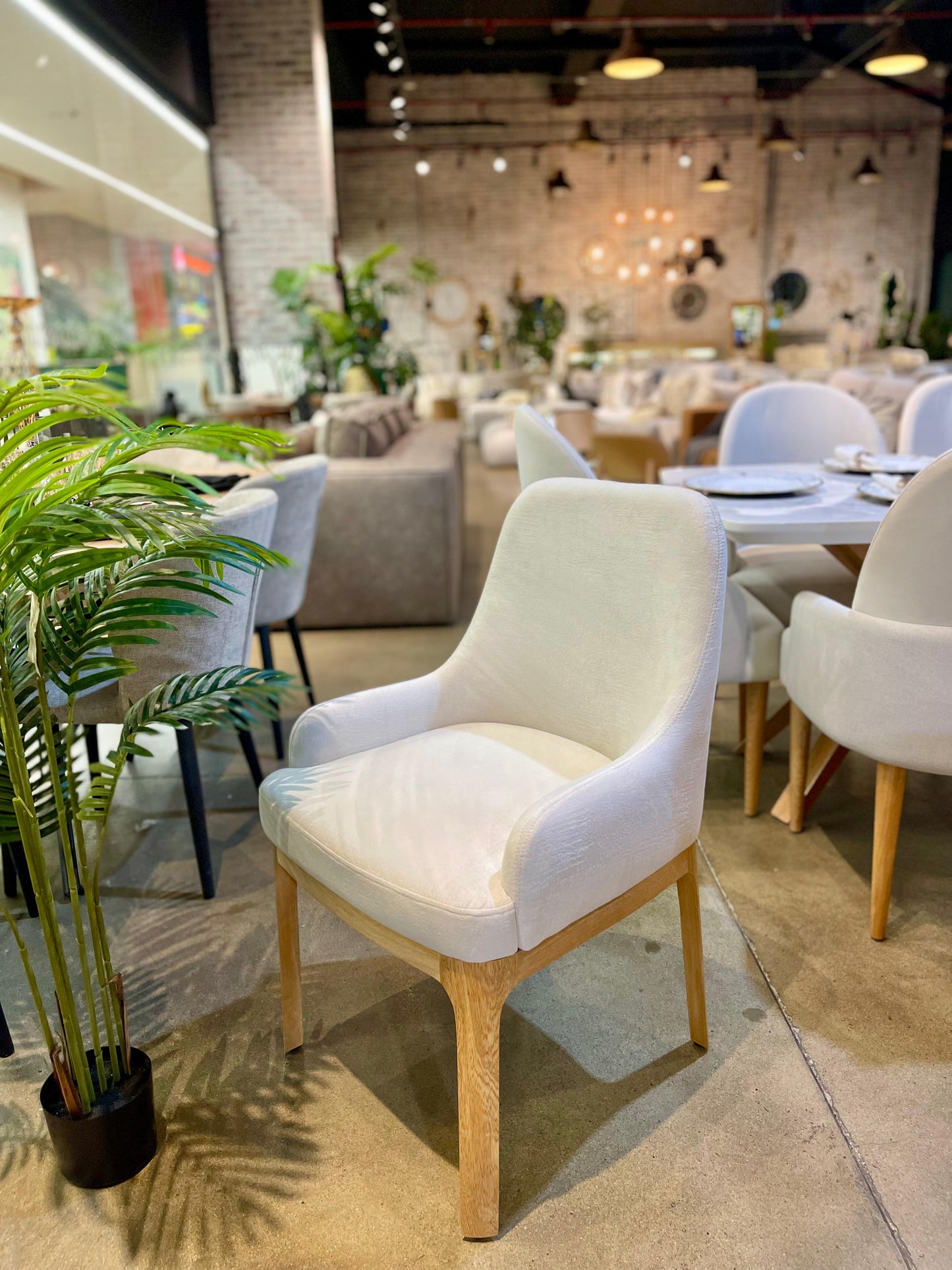 Silla de Comedor en Roble Siena