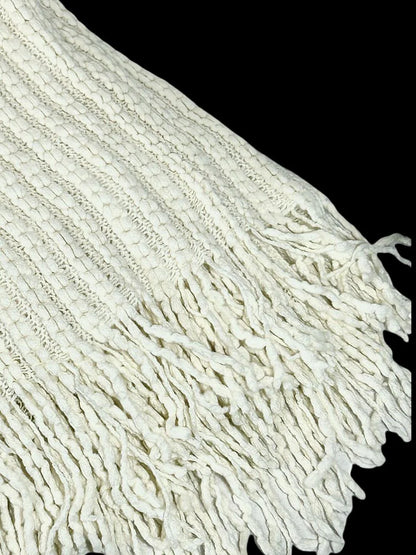 Manta Decorativa Fraza Tejida Beige Lazos