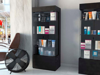 Vitrina Maia color Wengue para Ambientes.